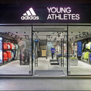 阿迪达斯首家Young Athletes Store登陆上海